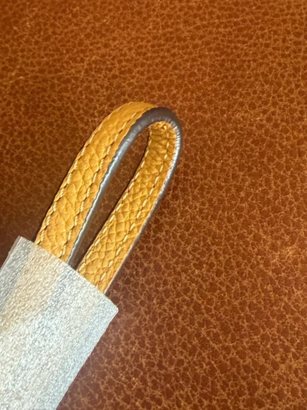 NWT Coach Women's Honeycomb Pebbled Leather Wristlet # 22952